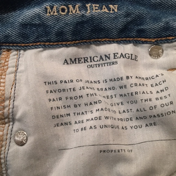 American eagle mom jean - Picture 4 of 5